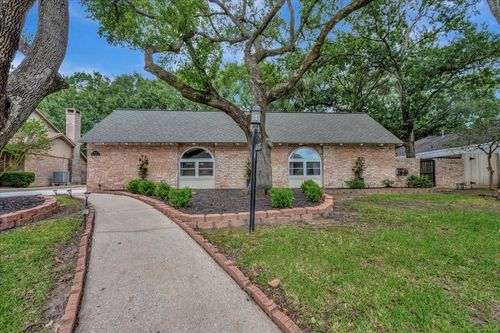 18435 Point Lookout Dr, Houston, TX, 77058-4101 | Card Image