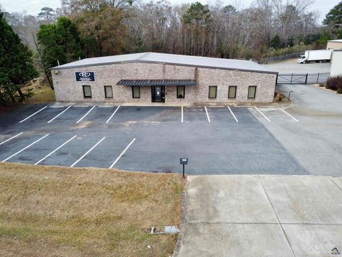 823 Ga Highway 247 S, Kathleen, GA, 31047-2346 | Card Image