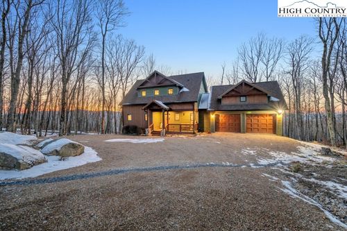 27 Timber Rock Trl, Banner Elk, NC, 28604-6390 | Card Image