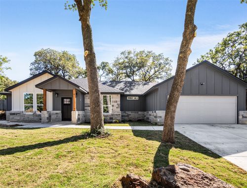 431 Oakhill Dr, Denton, TX, 76201-0863 | Card Image