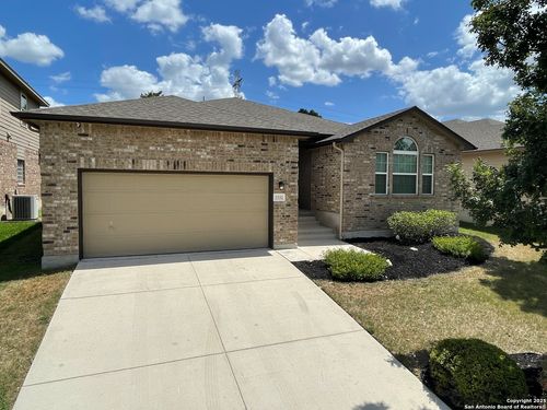 5530 Thunder Oaks, San Antonio, TX, 78261-2489 | Card Image