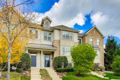 1920 Dauntless Dr, Glenview, IL, 60026-6808 | Card Image