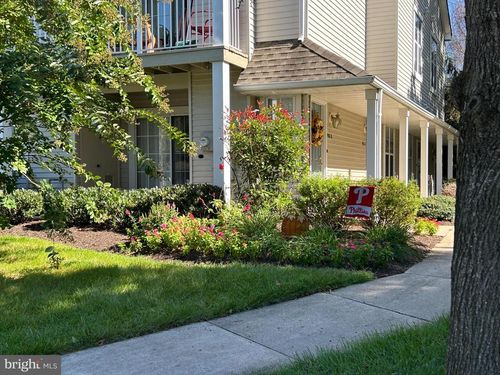 907A Oliphant Ln, Mount Laurel, NJ, 08054 | Card Image