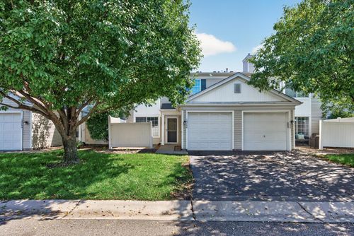 15-14756 Excelsior Ln, Apple Valley, MN, 55124-5738 | Card Image