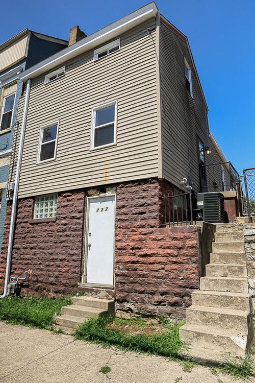 727 Isabella St, Newport, KY, 41071-1257 | Card Image