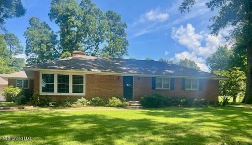4092 Desoto Rd, Walls, MS, 38680-8996 | Card Image
