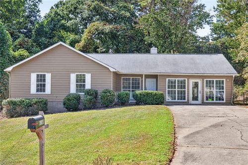 6169 Fay Ct, Rex, GA, 30273-1228 | Card Image
