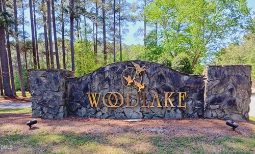 859 Bob White Dr, Vass, NC, 28394-8420 | Card Image