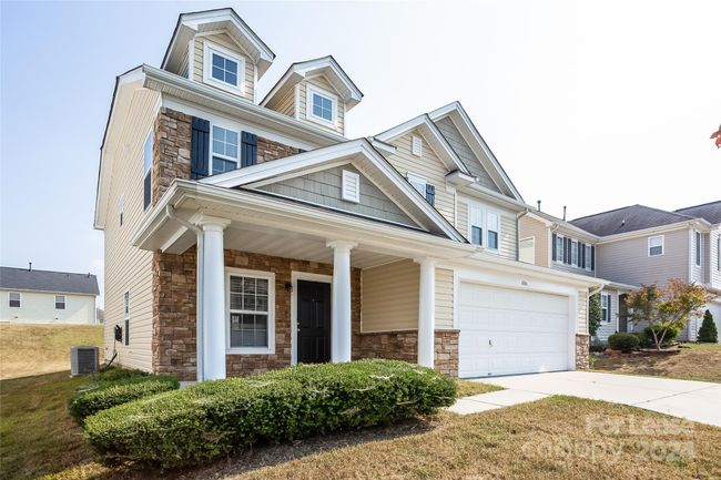 4046 Houldsworth Dr, House other with 4 bedrooms, 3 bathrooms and null parking in Charlotte NC | Image 5