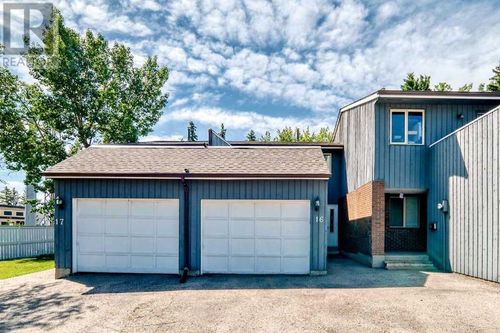 803 Varsity Estates Pk Nw, Calgary, AB, T3A6A4 | Card Image