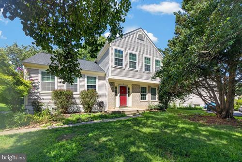 8 Worthington Ct, STERLING, VA, 20165-6014 | Card Image