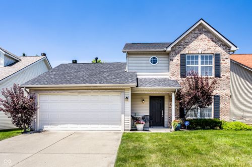 14924 Oak Rd, Carmel, IN, 46033-8982 | Card Image