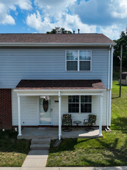 206 Madison Ave Nw, Roanoke, VA, 24016-1354 | Card Image