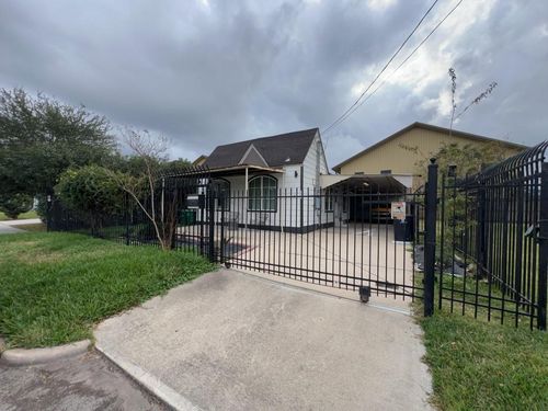 3426 Tampa St, Houston, TX, 77021-1242 | Card Image
