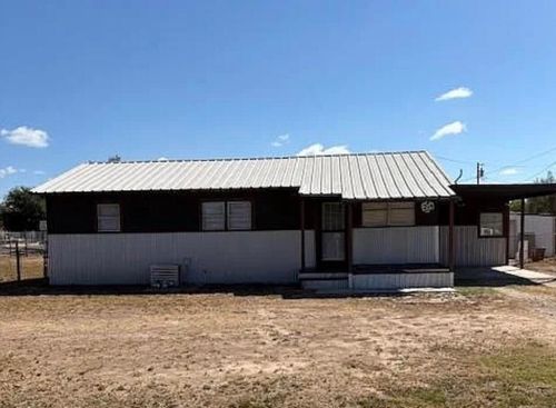 9570 Grapevine Ave, San Angelo, TX, 76901-6431 | Card Image