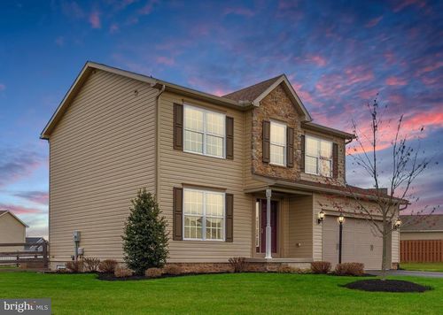 65 W Crest View Ln, GETTYSBURG, PA, 17325-8812 | Card Image