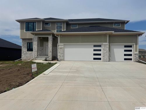 6220 N 208th St, Elkhorn, NE, 68022-5095 | Card Image