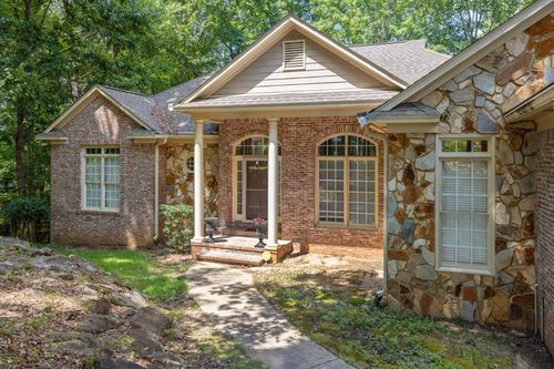 1019 Bent Pine Ct, Columbus, GA, 31909-8050 | Card Image