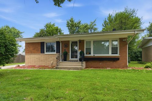 835 Terrace Dr, Glenwood, IL, 60425-1319 | Card Image