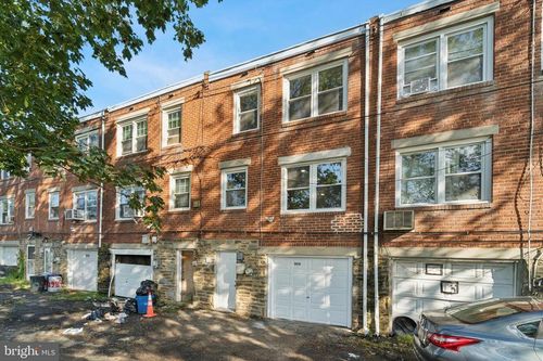 6858 Clover Ln, UPPER DARBY, PA, 19082-5303 | Card Image