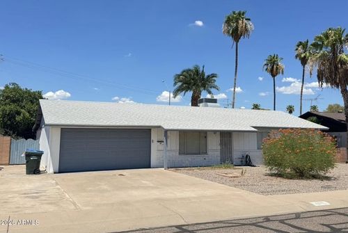 3410 E Shaw Butte Dr, Phoenix, AZ, 85028-1333 | Card Image