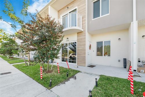 25616 Sw 143rd Path, Homestead, FL, 33032-5305 | Card Image