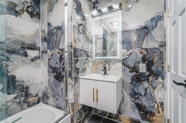 590 83 Rd St, House other with 5 bedrooms, 3 bathrooms and null parking in Brooklyn NY | Image 12