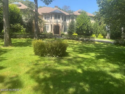 1590 Holly Blvd, Manasquan, NJ, 08736-1508 | Card Image