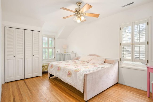 Second upstairs bedroom | Image 20