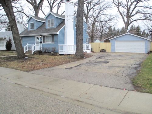 448 Midway Dr, Mundelein, IL, 60060-2883 | Card Image