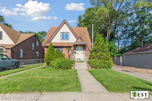 18989 San Juan Drive, Detroit, MI, 48221 | Card Image