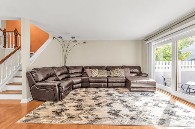 UNIT-4-18 - 11 Boulevard Dr, Condo with 2 bedrooms, 3 bathrooms and 2 parking in Danbury CT | Image 12