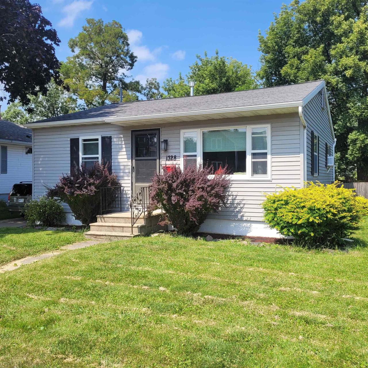 Bent Ave, Oshkosh, WI 54901