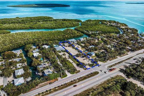 77340 Overseas Hwy, Islamorada, FL, 33036-3900 | Card Image