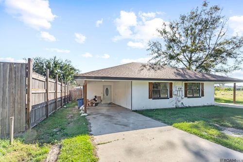 1311 Bauerle Rd, Hammond, LA, 70403-6040 | Card Image