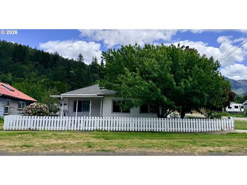 410 3rd Ave, Powers, OR, 97466-9741 | Card Image