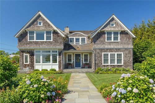 31 Ninigret Ave, Charlestown, RI, 02813-1123 | Card Image