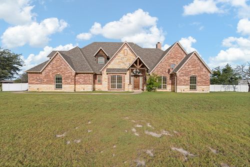 124 True Grit Ct, Weatherford, TX, 76088-7229 | Card Image