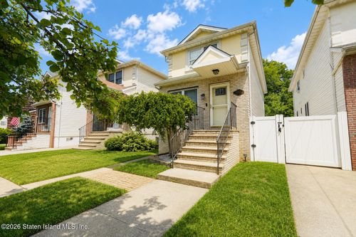 285 Lockman Avenue, Staten Island, NY, 10303 | Card Image