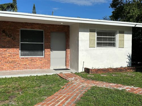 s-4900 Sw 28th Ter, Fort Lauderdale, FL, 33312-5806 | Card Image