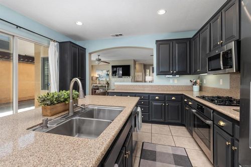 1625 Falling Star Dr, Chula Vista, CA, 91915-1811 | Card Image