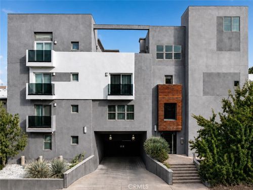 2mag-11925 Kling St, Valley Village, CA, 91607-5428 | Card Image