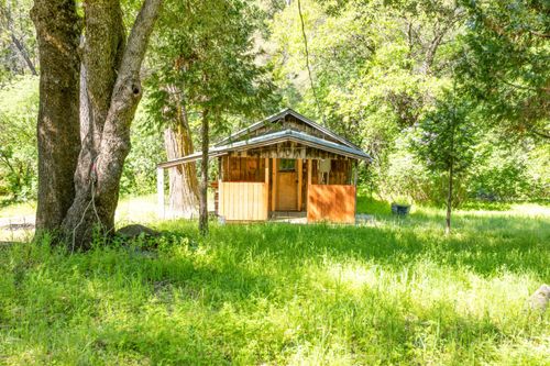 7220 Grizzly Flat Rd, Somerset, CA, 95684-9301 | Card Image