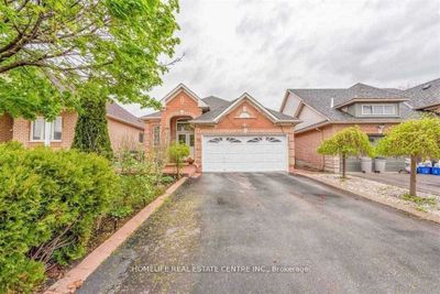 3 Orchid Dr, House other with 3 bedrooms, 4 bathrooms and 6 parking in Brampton ON | Image 1