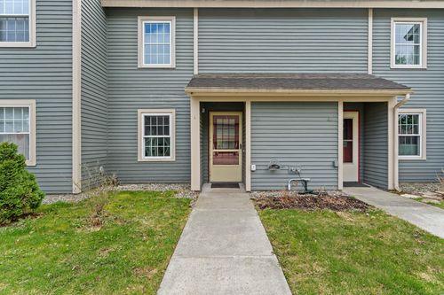 64 Pine Ledge Court, Burlington, VT, 05401 | Card Image