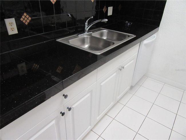 A1 - 5916 5 Th Ave N, Condo with 1 bedrooms, 1 bathrooms and null parking in St Petersburg FL | Image 8
