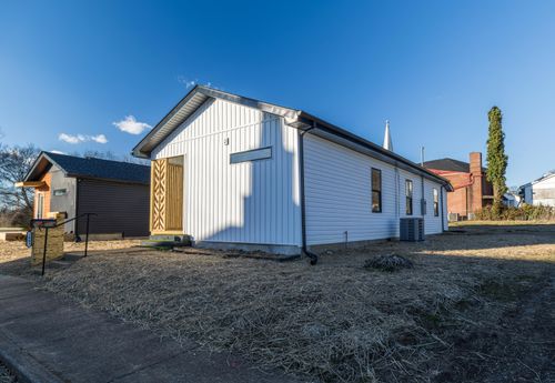 2003 Jackson St, Chattanooga, TN, 37404-1427 | Card Image