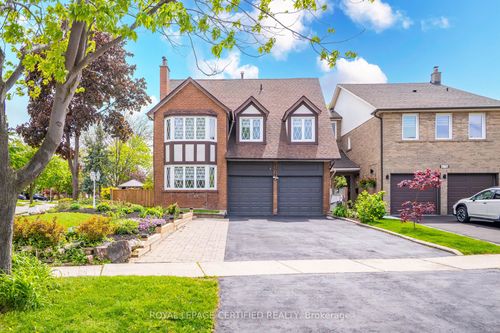 4174 Trellis Cres, Mississauga, ON, L5L2M2 | Card Image