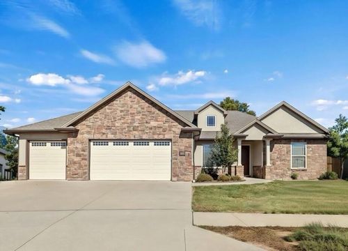 1605 Labrador Dr, COLUMBIA, MO, 65203-2070 | Card Image