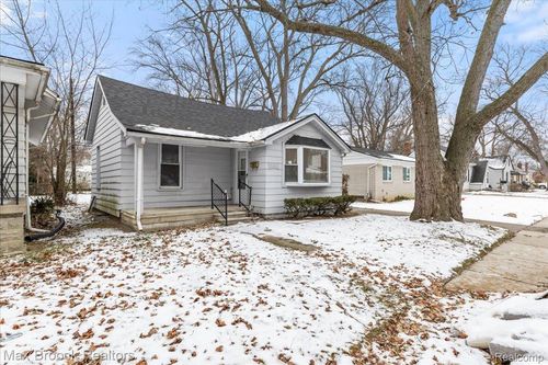 21916 Oakwood Ave, Eastpointe, MI, 48021-3807 | Card Image